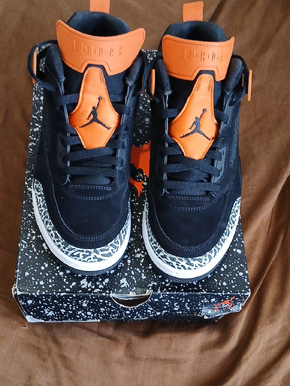 Jordan "SPIZIKES" Low Black and Orange Sneakers Size 9